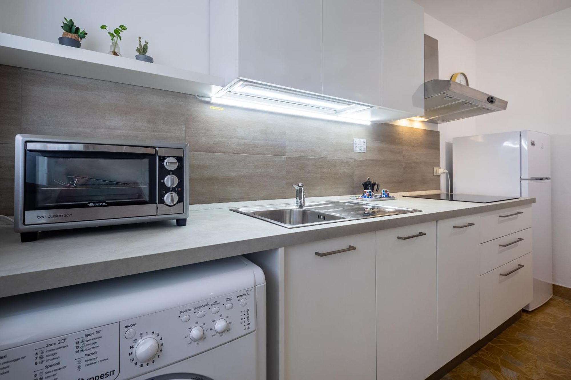 White House Studio In Виченца Экстерьер фото